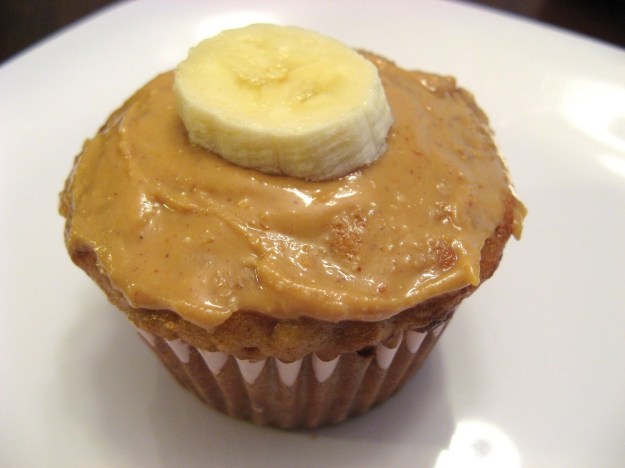 Peanut-Butter-Banana-Oatmeal-Muffins-2