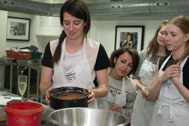 qHbkGFGo5zkzuTF8jC1rXWN24bCuLzxLCa4GgawatAs